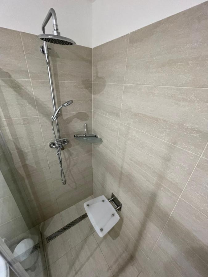 Апартаменты Cosy Apartmant In Годонин Экстерьер фото